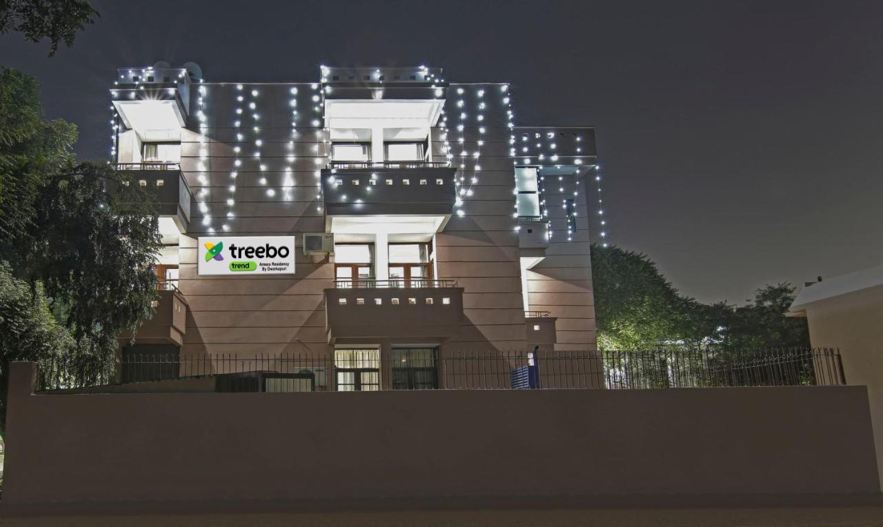 Treebo Trend Amexx Golf Course Road Hotel Gurgaon Bagian luar foto